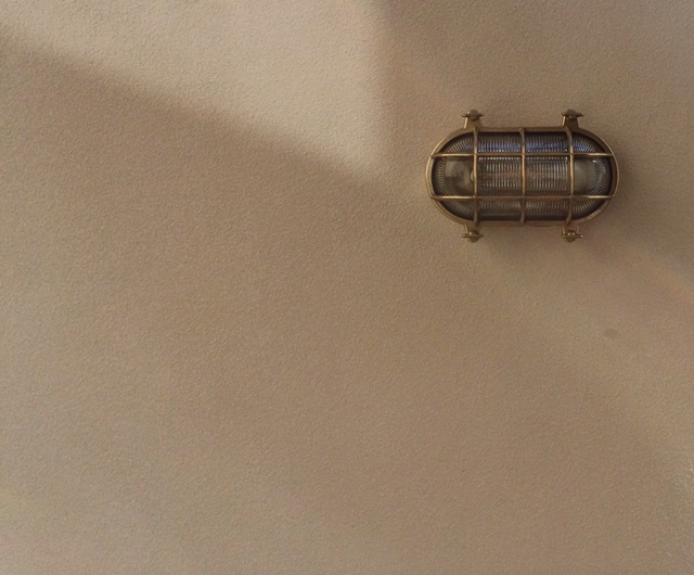 LABOT::三連壁の家