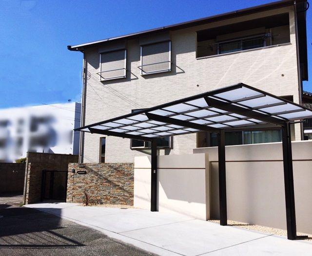 LABOT::三連壁の家