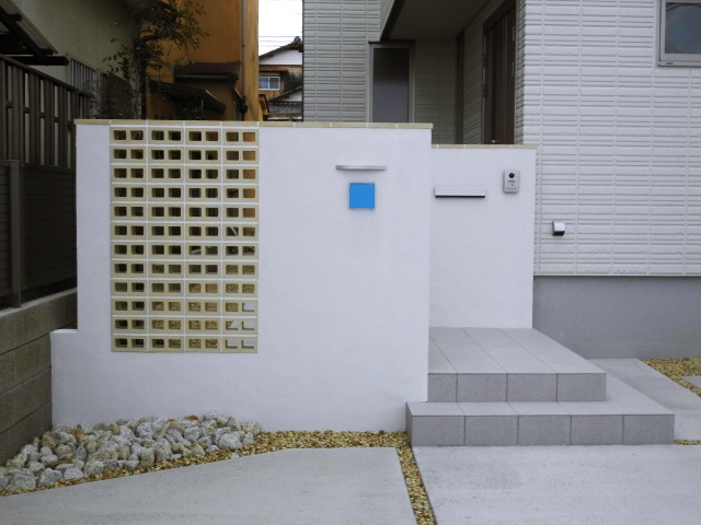 クローズ外構の施工例を新しく追加しました