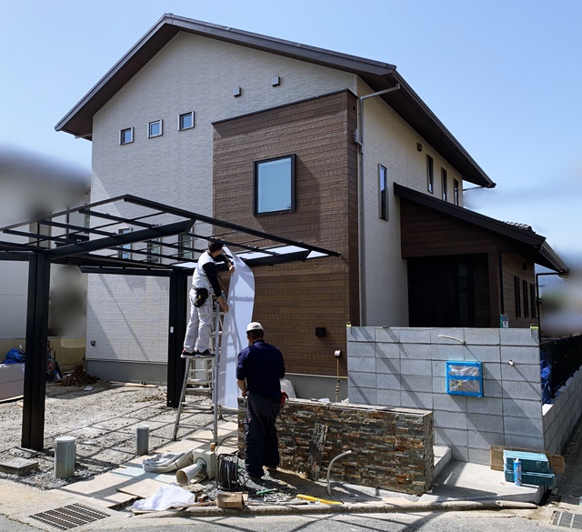 「LABOT」は京都，滋賀のエクステリア、ガーデニングを中心に外構・お庭工事のデザイン、設計、施工管理を一貫して行うエクステリア専門店です。 | Y様邸の新築外構工事、進んでます