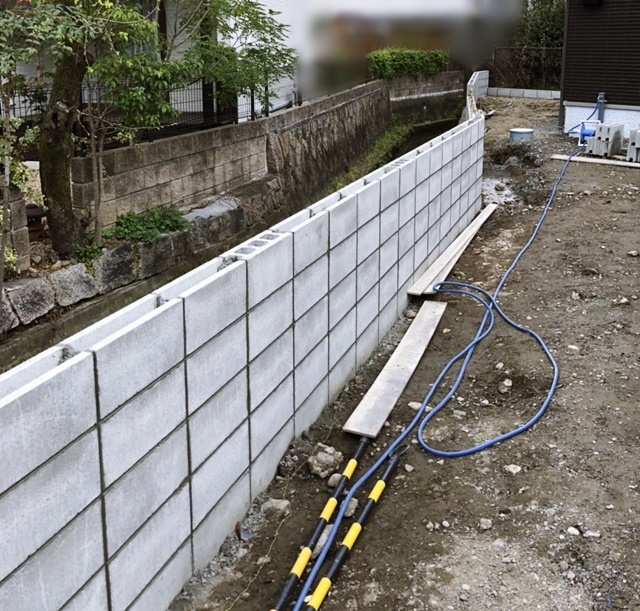 「LABOT」は京都，滋賀のエクステリア、ガーデニングを中心に外構・お庭工事のデザイン、設計、施工管理を一貫して行うエクステリア専門店です。 | K様のご入居にワクワク♪ @伏見区