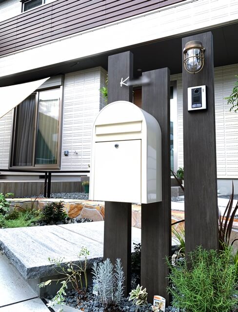 「LABOT」は京都，滋賀のエクステリア、ガーデニングを中心に外構・お庭工事のデザイン、設計、施工管理を一貫して行うエクステリア専門店です。 | オープン外構の施工例を更新しました