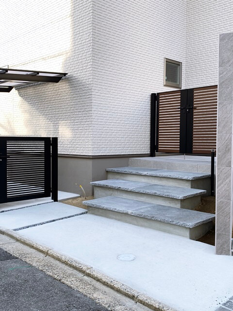 「LABOT」は京都，滋賀のエクステリア、ガーデニングを中心に外構・お庭工事のデザイン、設計、施工管理を一貫して行うエクステリア専門店です。 | 伏見区A様邸の外構工事が完成しました