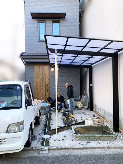 「LABOT」は京都，滋賀のエクステリア、ガーデニングを中心に外構・お庭工事のデザイン、設計、施工管理を一貫して行うエクステリア専門店です。 | 上京区A様邸の新築外構工事が着工!